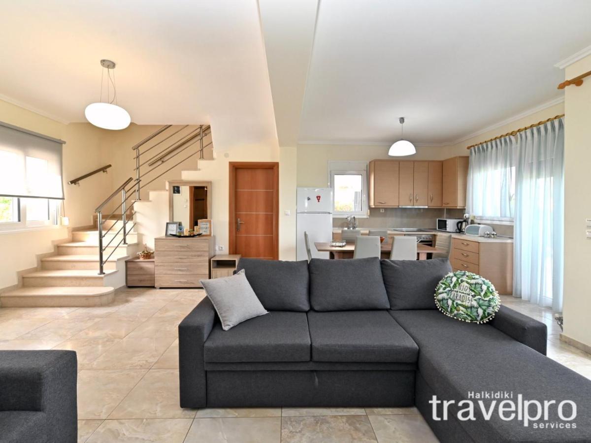 Villa Iris By Rentalspro Services - Agios Mamas Beach Zewnętrze zdjęcie