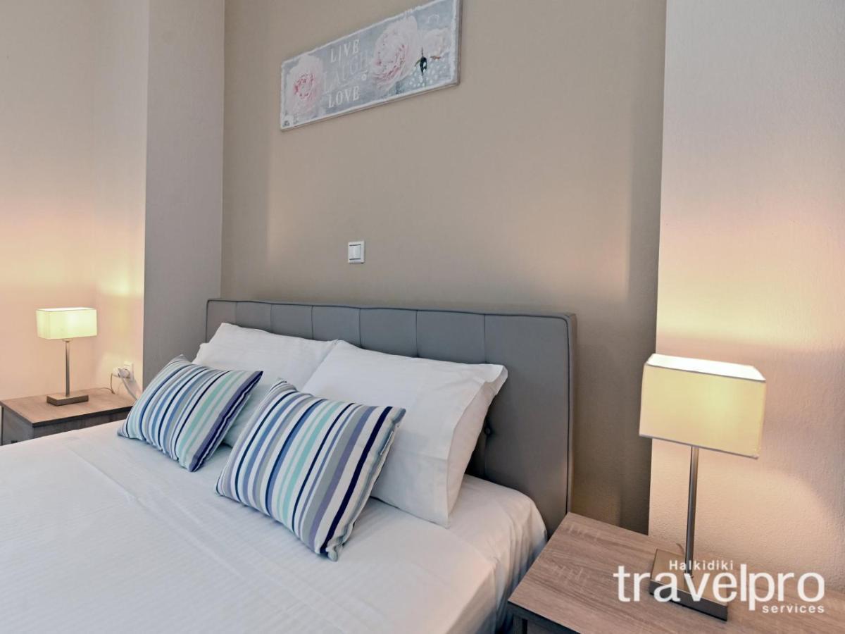 Villa Iris By Rentalspro Services - Agios Mamas Beach Zewnętrze zdjęcie