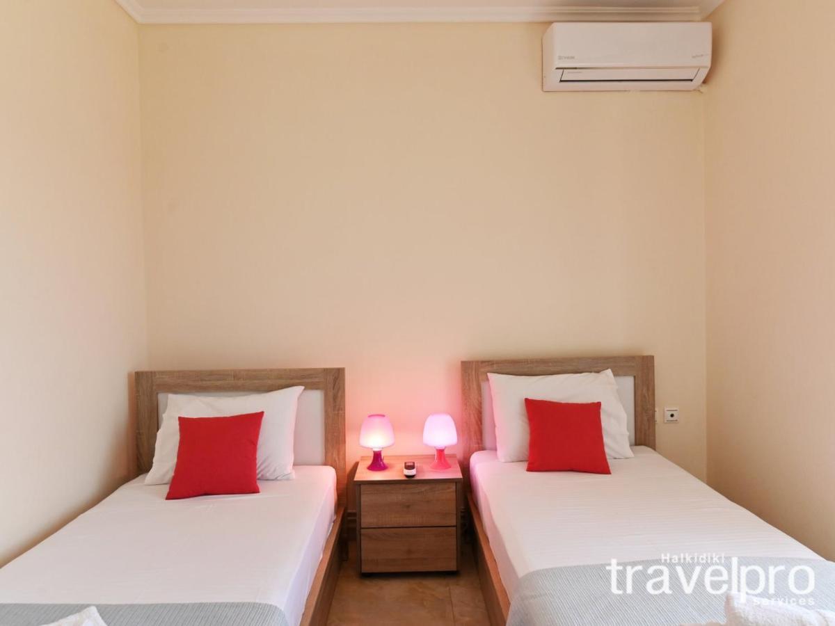 Villa Iris By Rentalspro Services - Agios Mamas Beach Zewnętrze zdjęcie