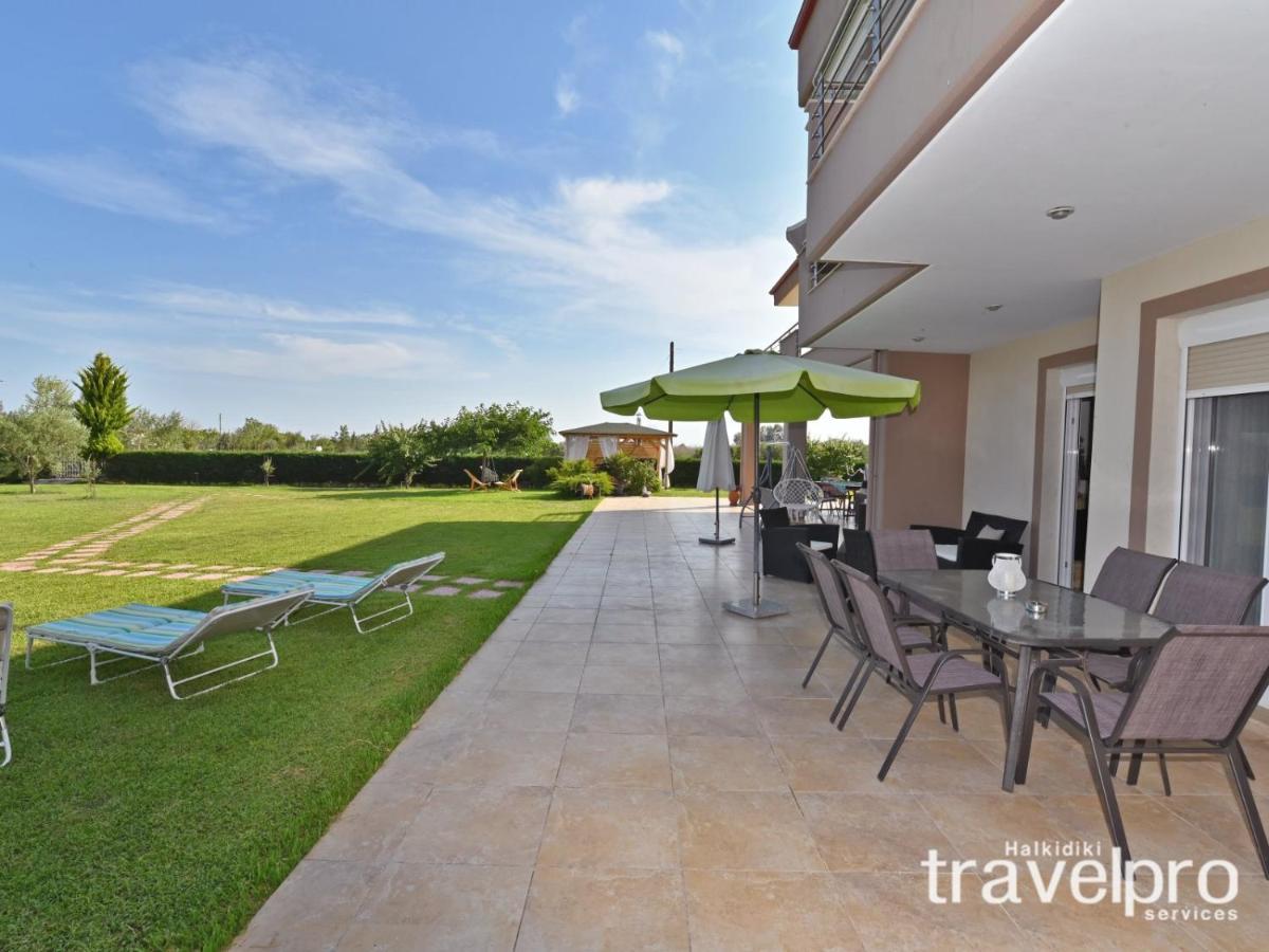 Villa Iris By Rentalspro Services - Agios Mamas Beach Zewnętrze zdjęcie