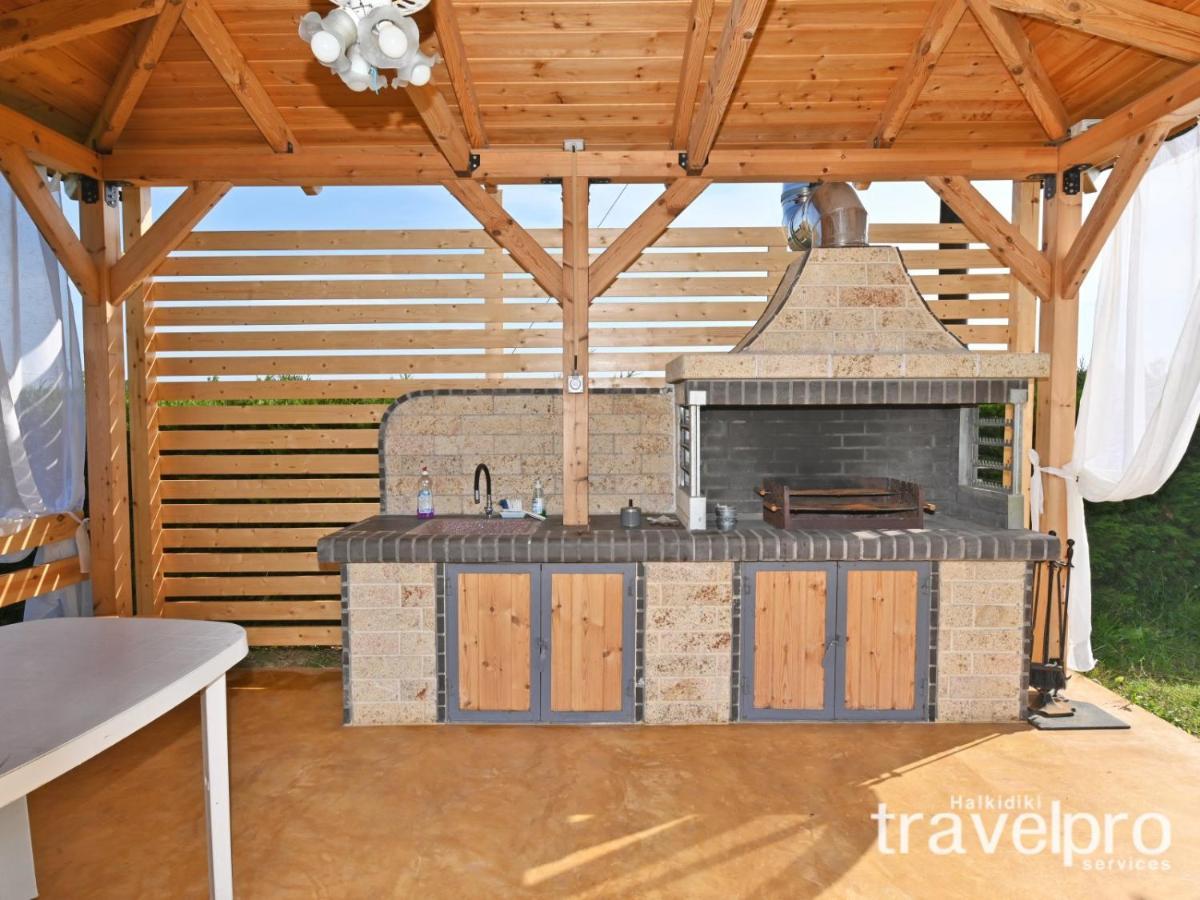 Villa Iris By Rentalspro Services - Agios Mamas Beach Zewnętrze zdjęcie