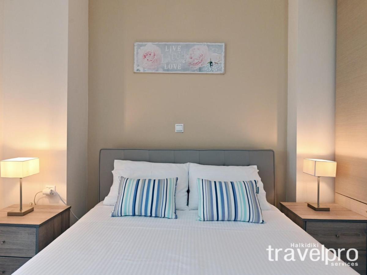 Villa Iris By Rentalspro Services - Agios Mamas Beach Zewnętrze zdjęcie
