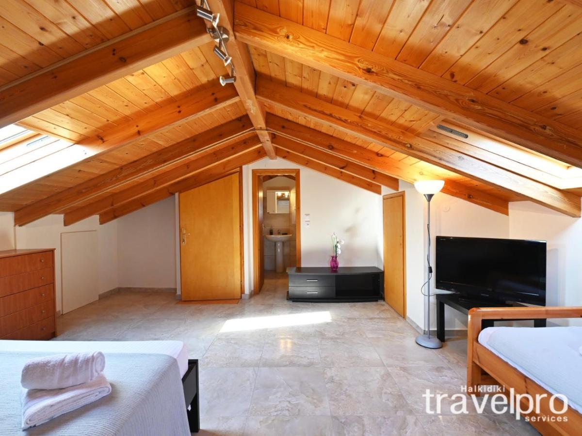 Villa Iris By Rentalspro Services - Agios Mamas Beach Zewnętrze zdjęcie