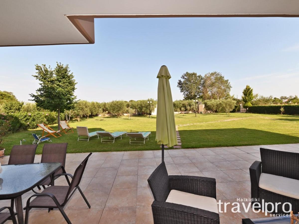 Villa Iris By Rentalspro Services - Agios Mamas Beach Zewnętrze zdjęcie