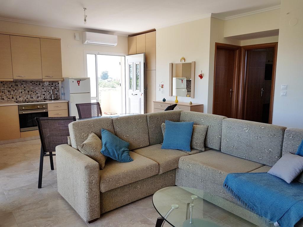 Villa Iris By Rentalspro Services - Agios Mamas Beach Zewnętrze zdjęcie