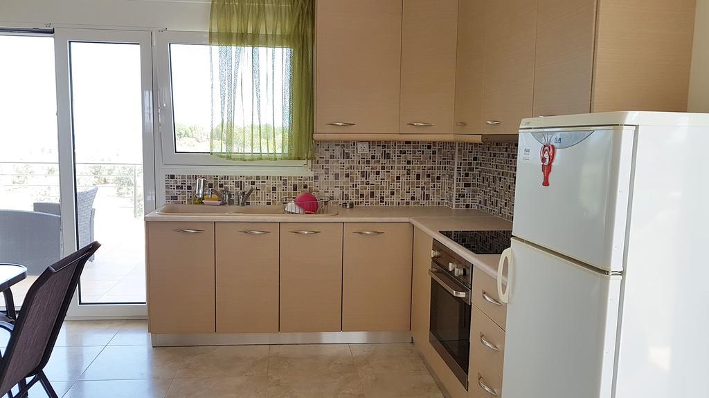 Villa Iris By Rentalspro Services - Agios Mamas Beach Zewnętrze zdjęcie